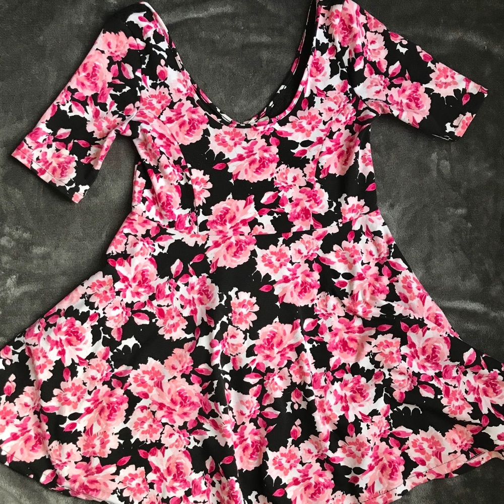 SOLD Bethany Mota black floral skater dress L